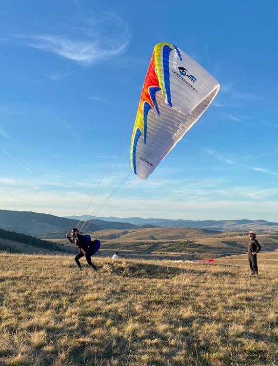 basic paragliding lessons